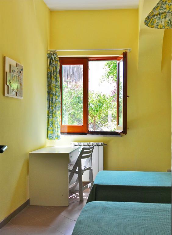 Seafront Apartments Garden House Таорміна Номер фото